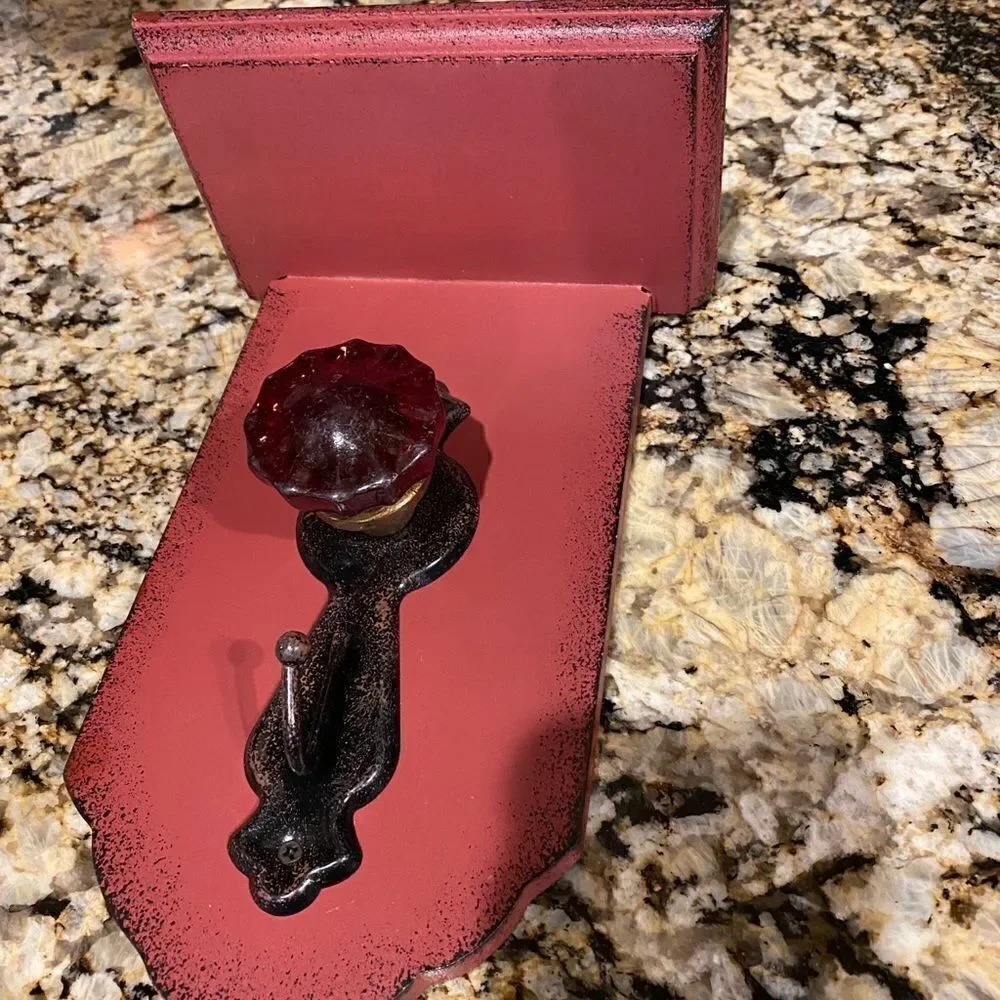 (NWT) small red shelf
